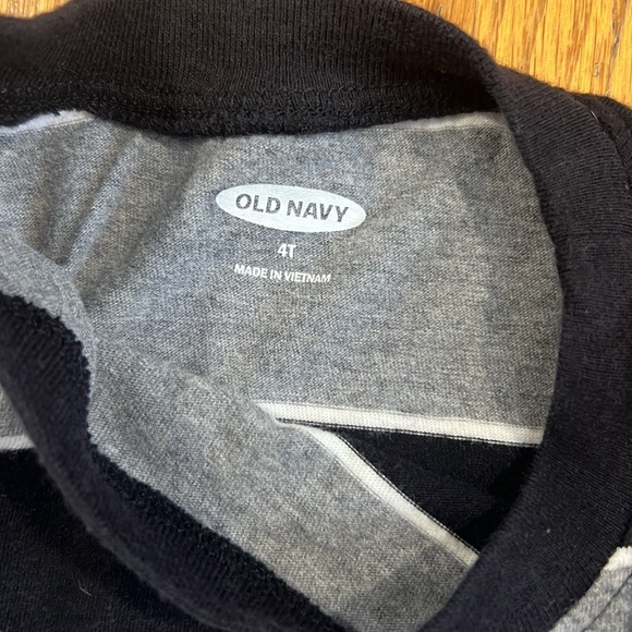 Lot of 2 Gap Long Sleeve Tees. Henley & Stripes - Picture 11 of 14